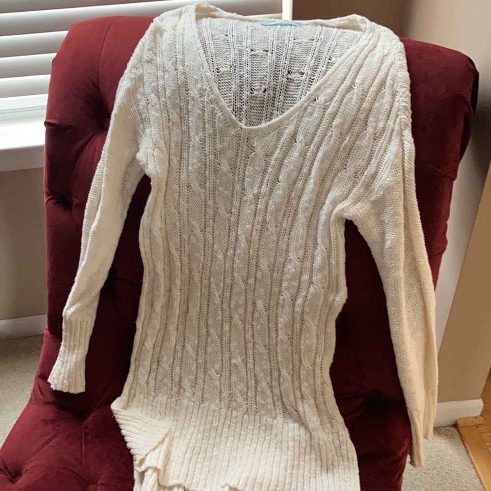 Women’s knit sweater (long)